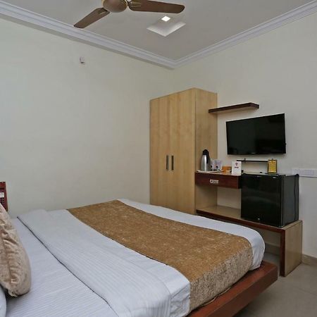 Oyo 3019 Hotel Lingaraj Bhubaneswar Exteriör bild