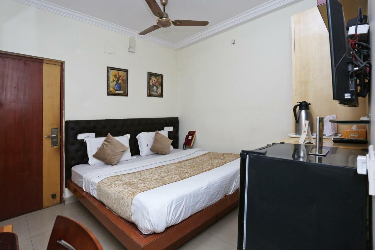 Oyo 3019 Hotel Lingaraj Bhubaneswar Exteriör bild